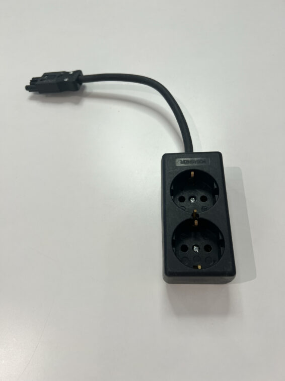 STIKKONTAKT 220V. NB! STRØM MÅ BESTILLES I TILLEGG!